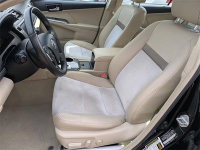 2012 Toyota Camry Hybrid 4dr Sdn XLE (Natl)