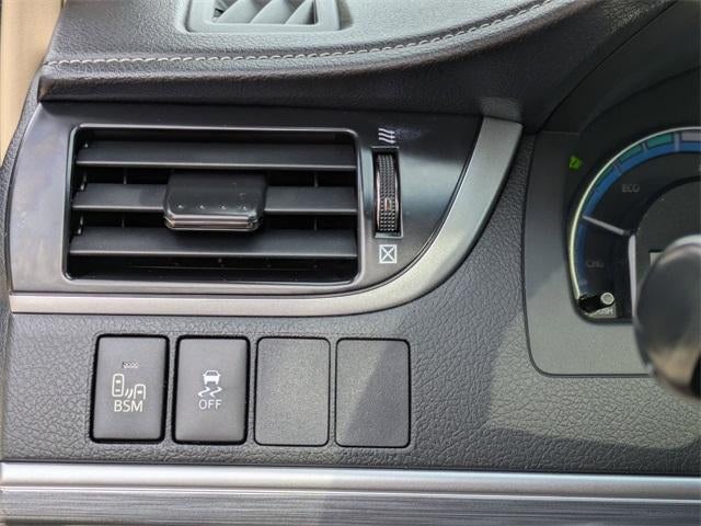 2012 Toyota Camry Hybrid 4dr Sdn XLE (Natl)