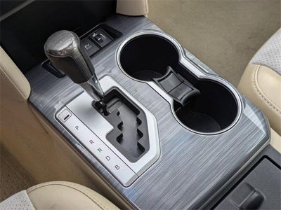 2012 Toyota Camry Hybrid 4dr Sdn XLE (Natl)