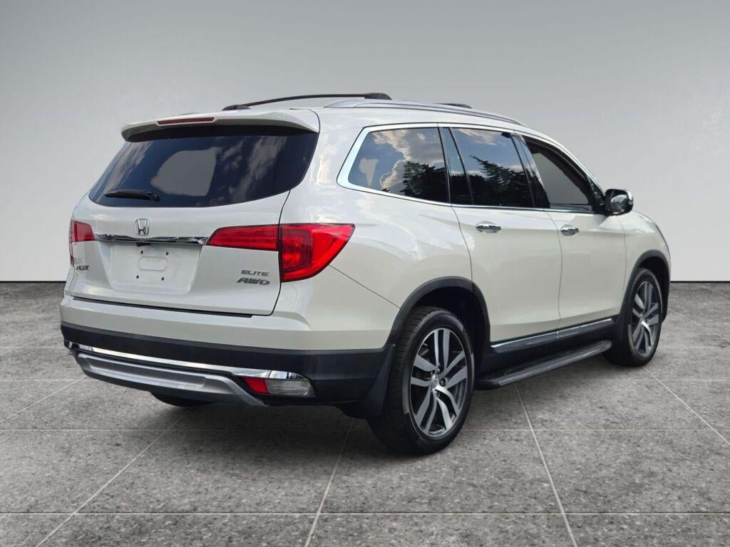 2016 Honda Pilot AWD 4dr Elite with DVD Rear Entertainment System and Navigation