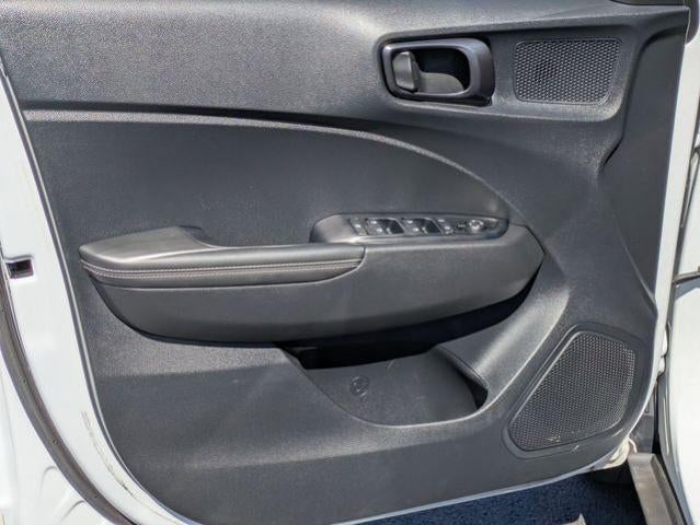 2023 Hyundai VENUE Limited IVT