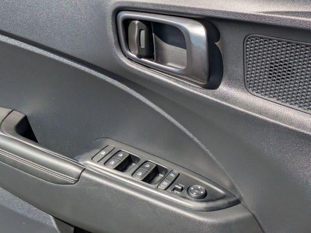 2023 Hyundai VENUE Limited IVT