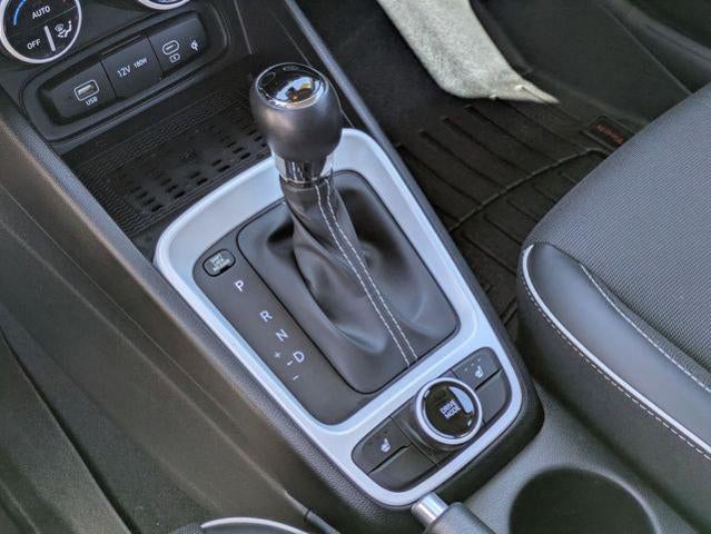 2023 Hyundai VENUE Limited IVT