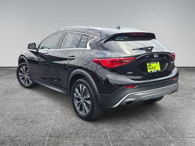 2018 INFINITI QX30 Premium AWD