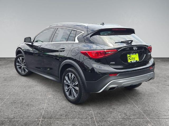 2018 INFINITI QX30 Premium AWD