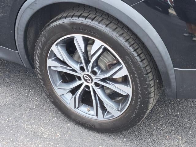 2018 INFINITI QX30 Premium AWD