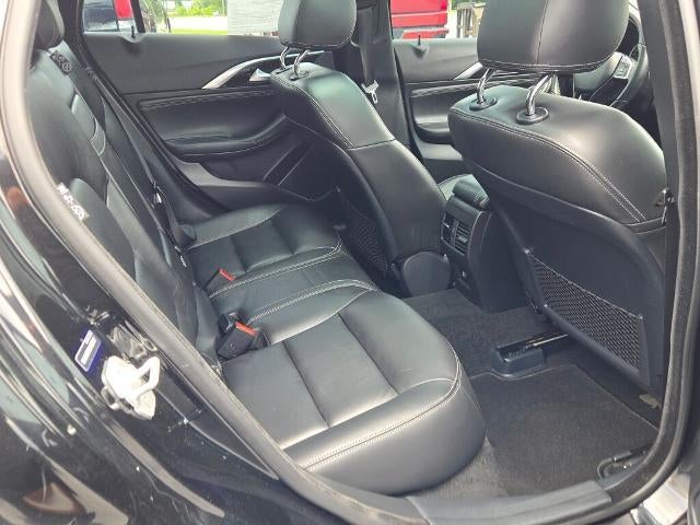 2018 INFINITI QX30 Premium AWD