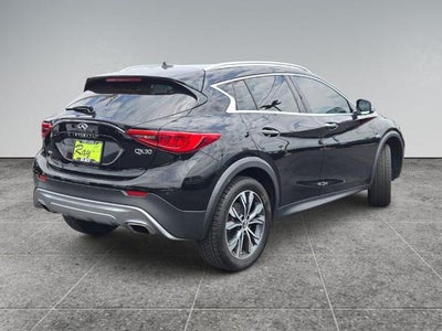 2018 INFINITI QX30 Premium AWD