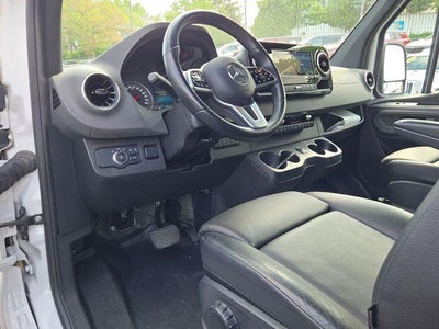 2022 Mercedes-Benz Sprinter Passenger Van 2500 High Roof V6 170" RWD
