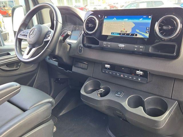 2022 Mercedes-Benz Sprinter Passenger Van 2500 High Roof V6 170" RWD