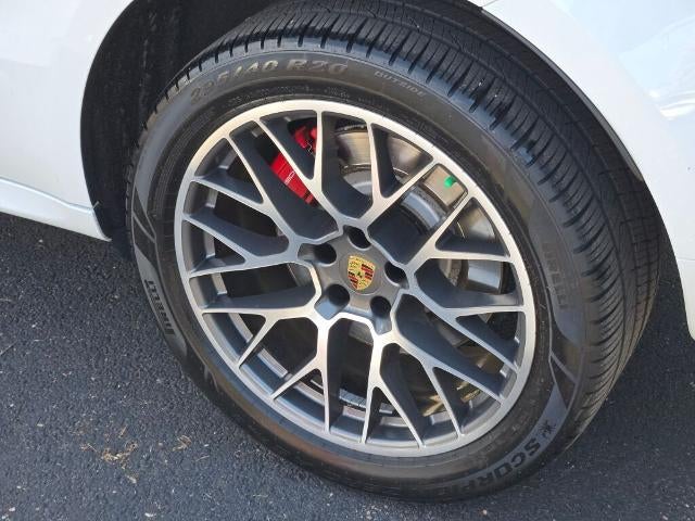 2015 Porsche Macan AWD 4dr Turbo