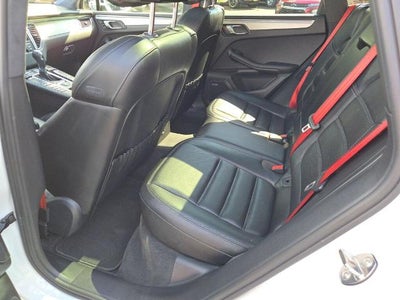 2015 Porsche Macan AWD 4dr Turbo