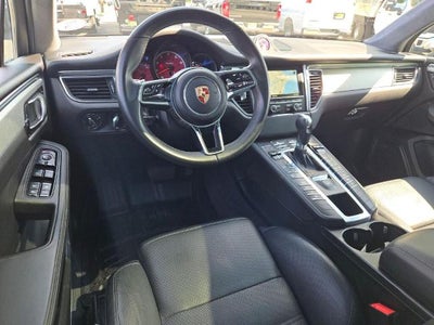 2015 Porsche Macan AWD 4dr Turbo