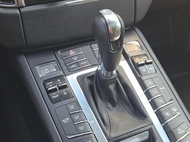 2015 Porsche Macan AWD 4dr Turbo