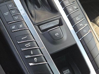 2015 Porsche Macan AWD 4dr Turbo