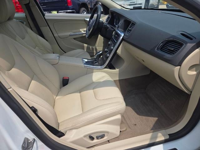 2014 Volvo S60 4dr Sdn T5 Premier FWD