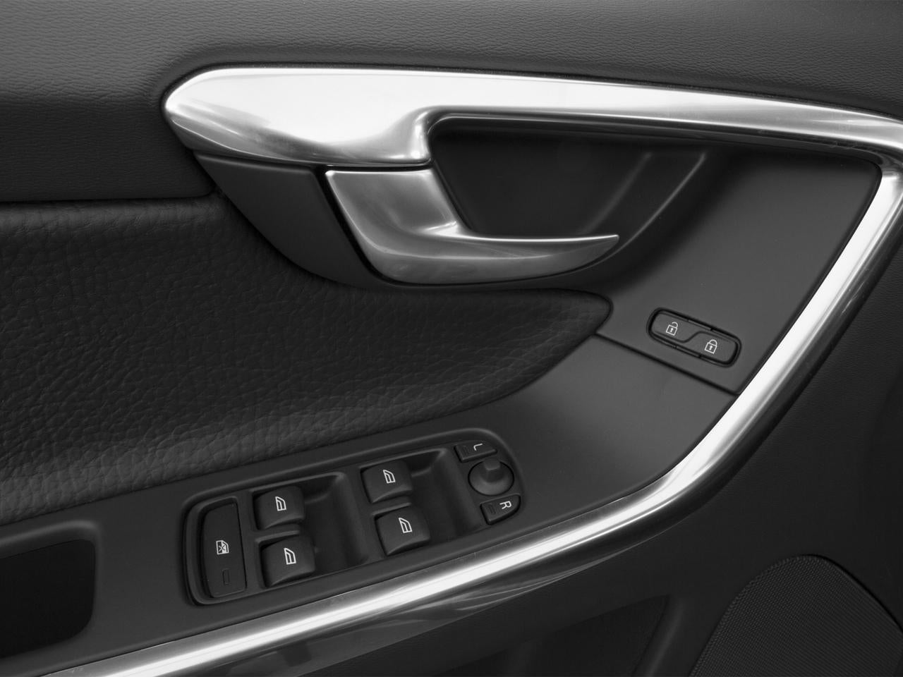 2015 Volvo XC60 2015.5 FWD 4dr T5 Drive-E