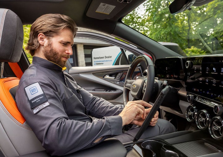 Ray Chevrolet Mobile Service Technician