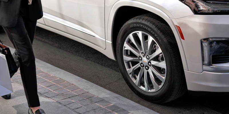 2022 Chevrolet Traverse wheel img