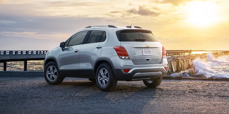 2022 Chevrolet Trax sideview img